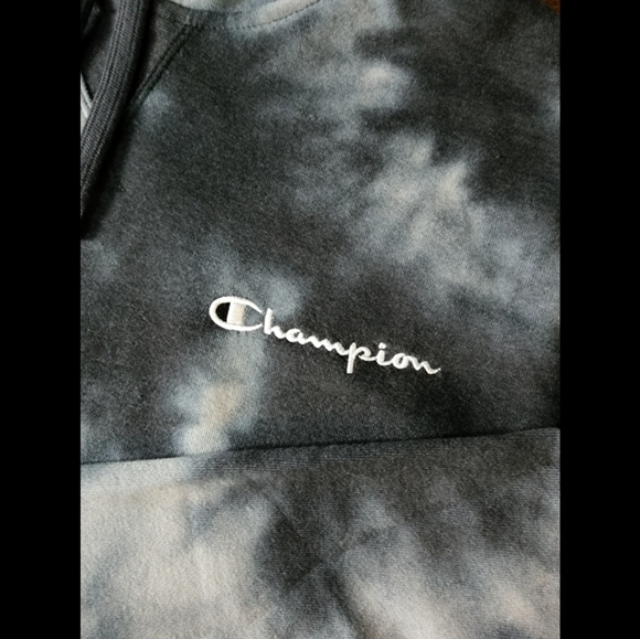 CHAMPION Tie Dye Hoodie. Size L. - Picture 3 of 5